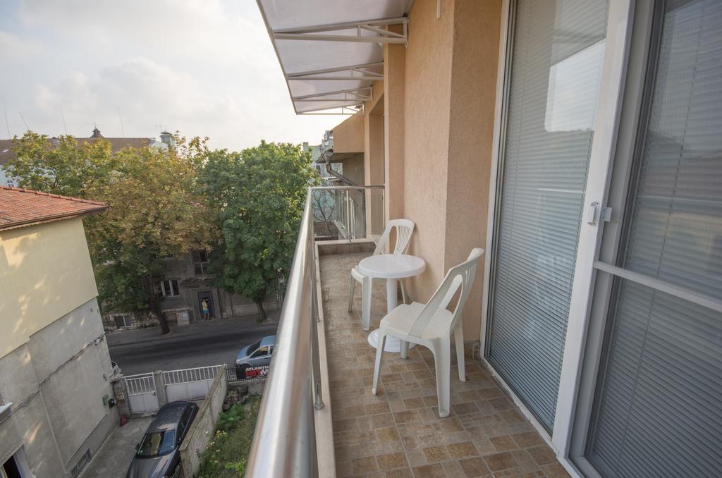 City Apartments La Casa Varna Extérieur photo