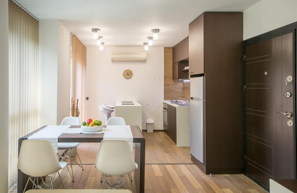 City Apartments La Casa Varna Extérieur photo