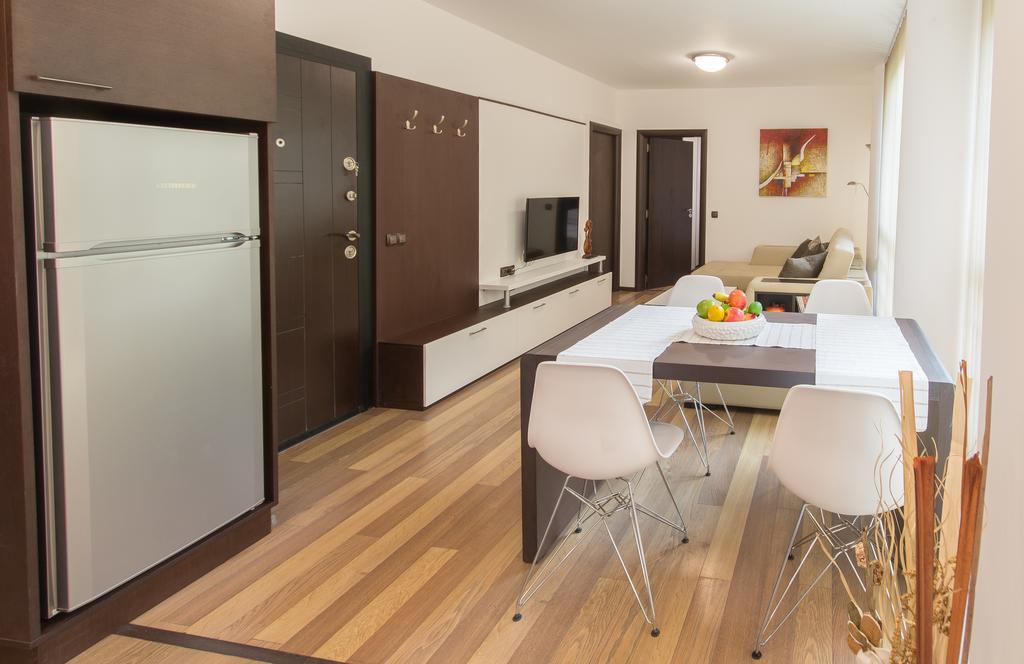 City Apartments La Casa Varna Extérieur photo